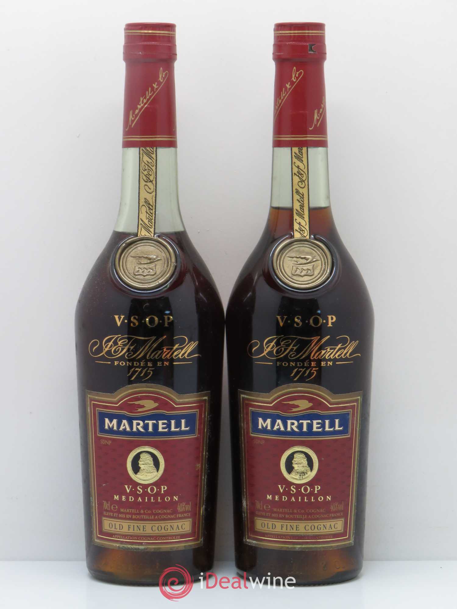 Cognac Martell VSOP Médaillon (sans prix de réserve) - Lot de 2 bouteilles - 0