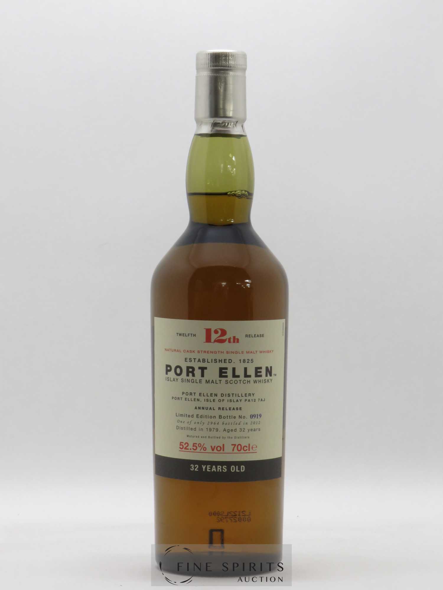 Port Ellen 32 years 1979 Of. 12th Release Natural Cask Strength - One of 2964 - bottled 2012 Limited Edition - Lot de 1 bouteille - 1