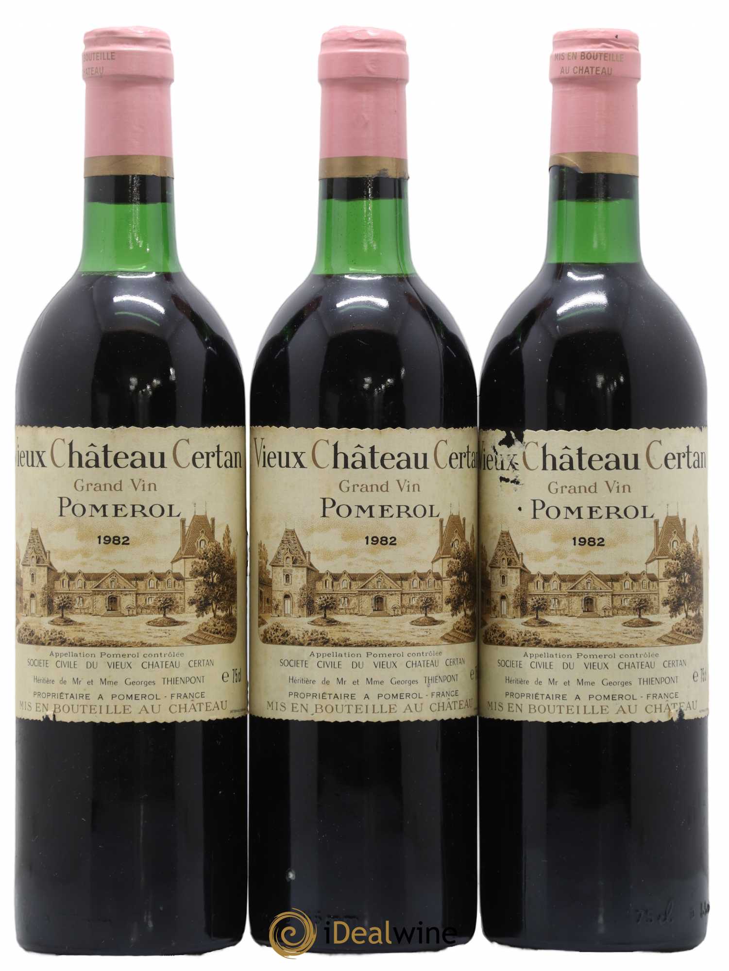 Vieux Château Certan 1982 - Lot of 3 bottles - 0