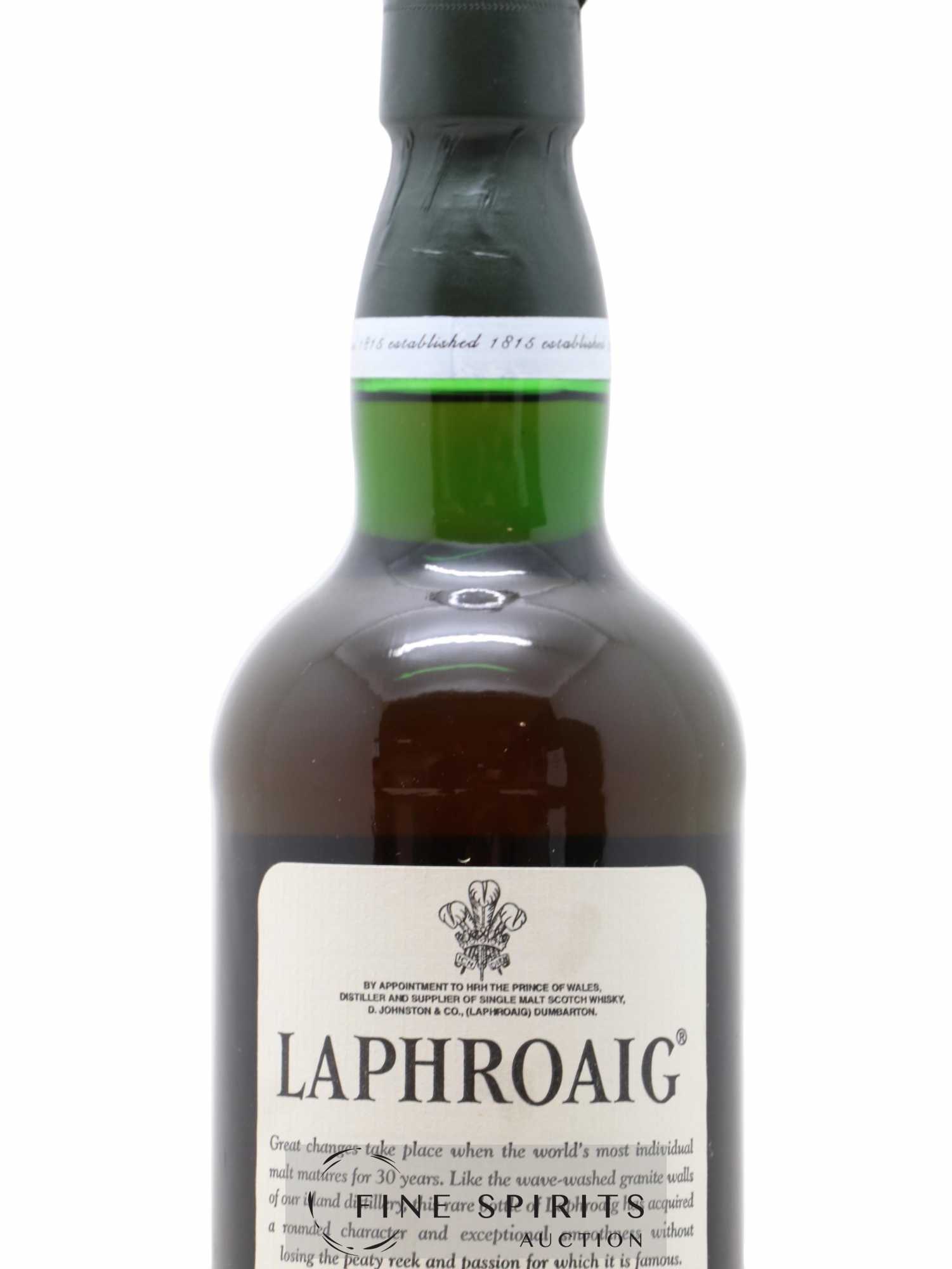 Laphroaig 30 years Of. (75cl.) - Lot de 1 bouteille - 3