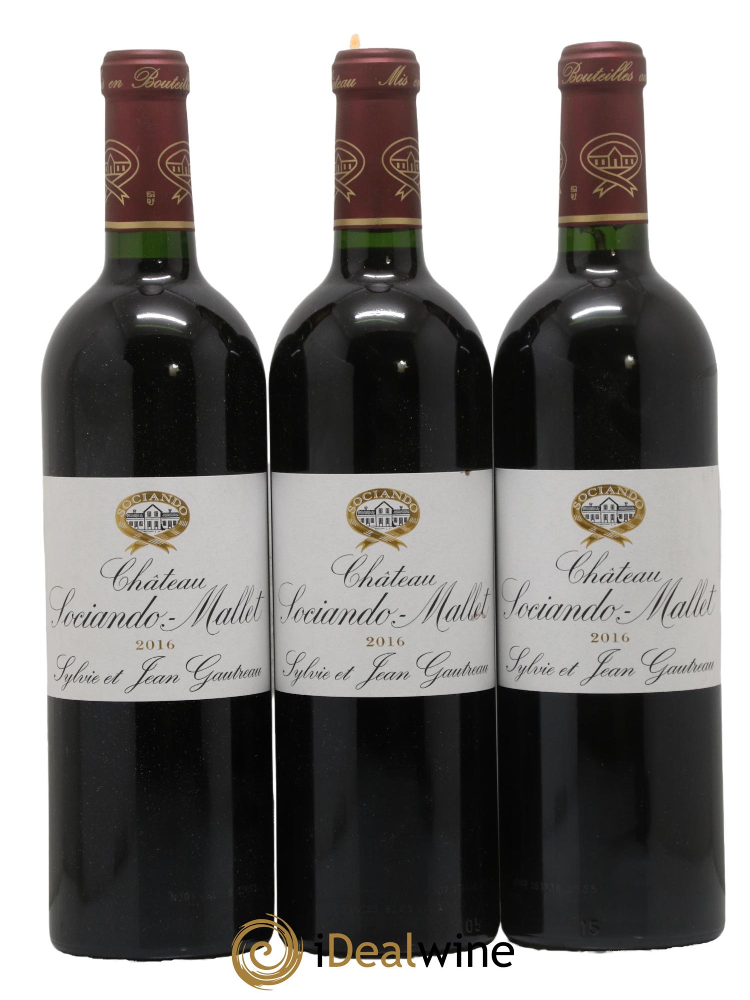 Château Sociando Mallet 2016 - Lot of 3 bottles - 0