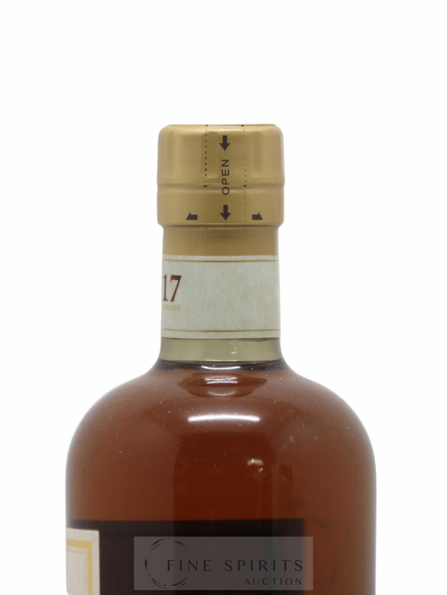 Taketsuru 17 years Of. Pure Malt Nikka Whisky  - Lot de 1 bouteille - 3