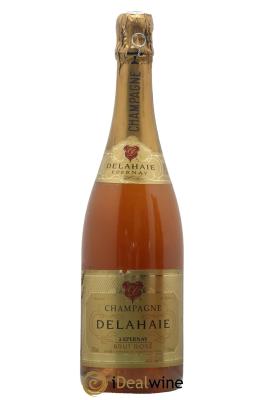 Champagne -- Brut Delahaie