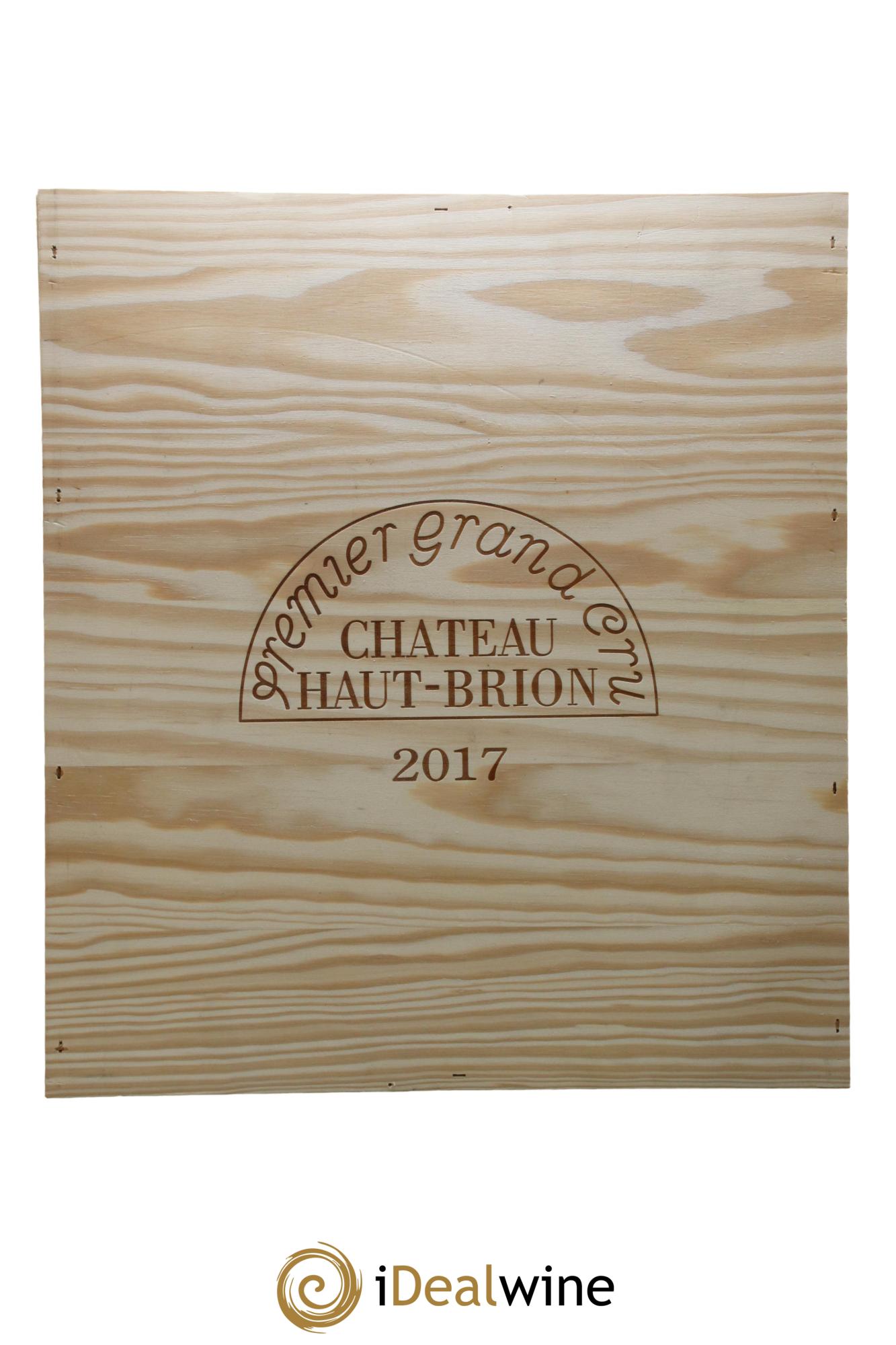 Château Haut Brion 1er Grand Cru Classé  2017 - Lot of 3 magnums - 3